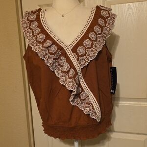 NWT Broadway 38 Floral Embroidered Lace Trim Brown Blouse